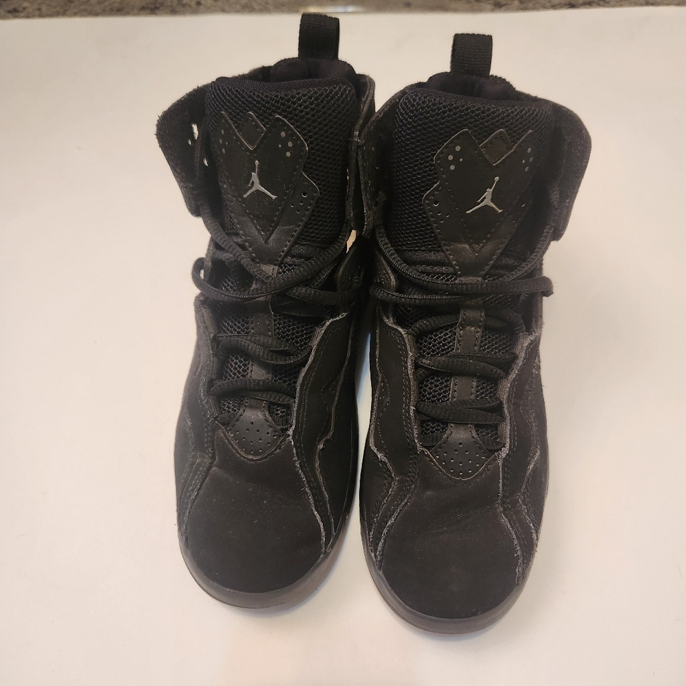 Air Jordan True Flight Black Grey Youth Boys Shoe 343796-013  Size 3Y